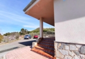 Chalet independiente con terreno en venta en la España, Banyeres de Mariola, ref: TR404020 foto