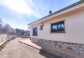 Chalet independiente con terreno en venta en la España, Banyeres de Mariola, ref: TR404020 foto