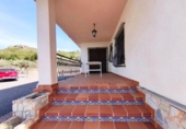 Chalet independiente con terreno en venta en la España, Banyeres de Mariola, ref: TR404020 foto