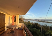 Chalet independiente con terreno en venta en la España, Santoña, ref: TR242706 foto