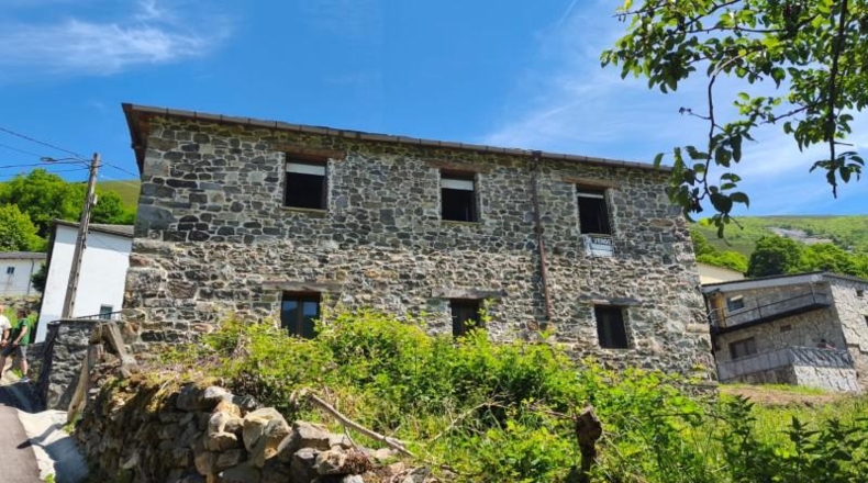 Asturias - Degaña - 331m2