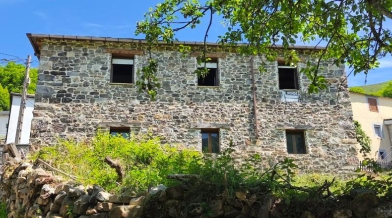 Asturias - Degaña - 331m2