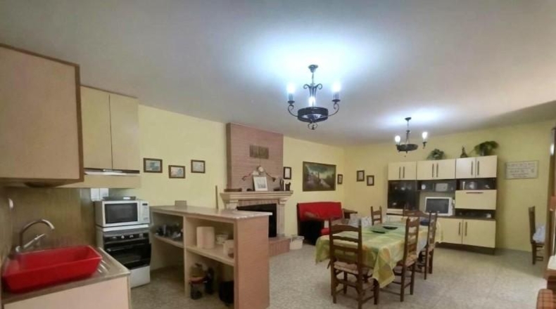 Albacete - La Roda - 2774m2