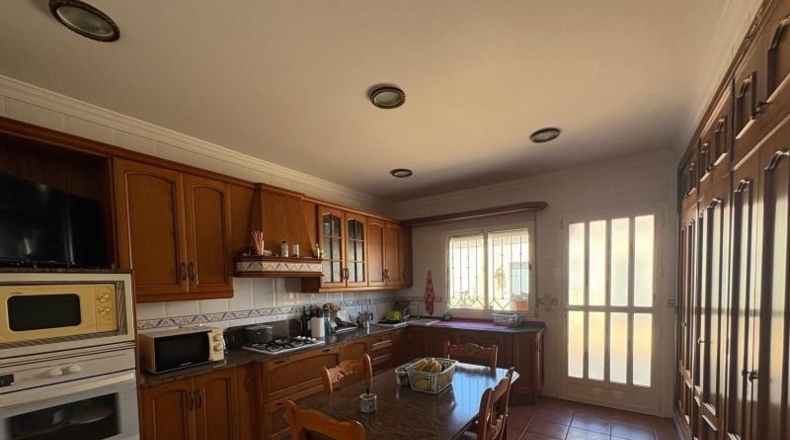 Almería - Albox - 2682m2
