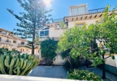 Chalet independiente con terreno en venta en la España, Orihuela, ref: TR416631 foto