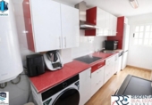 Отдельно стоящий дом с участком на продажу в городе Aljaraque Фото