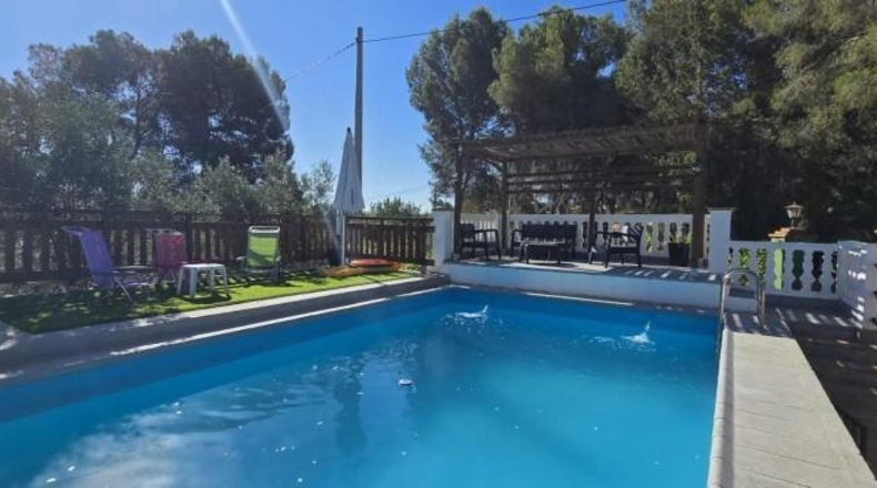 València - Villamarchante - 3400m2