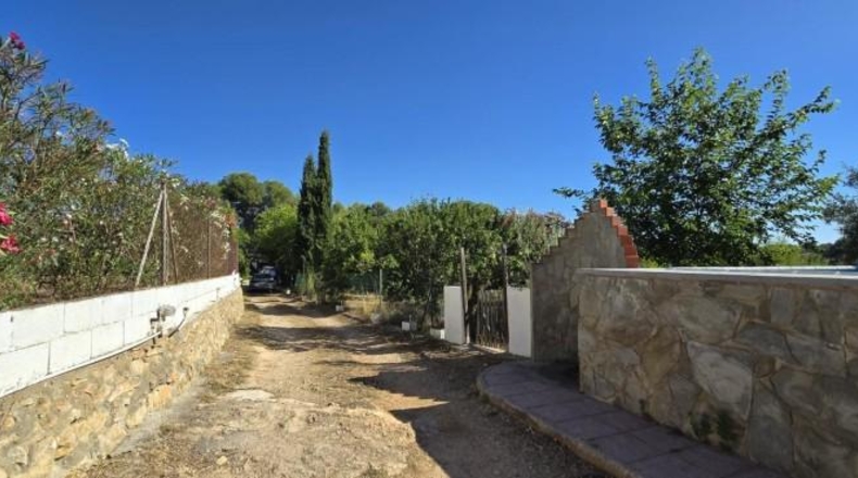 València - Villamarchante - 3400m2