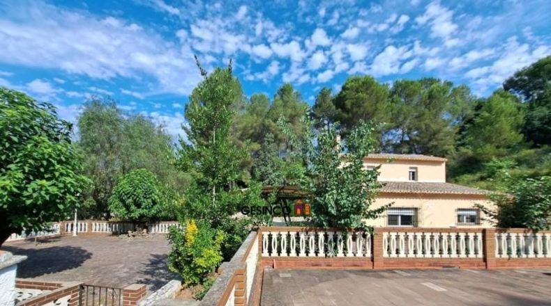 València - Xàtiva - 6510m2