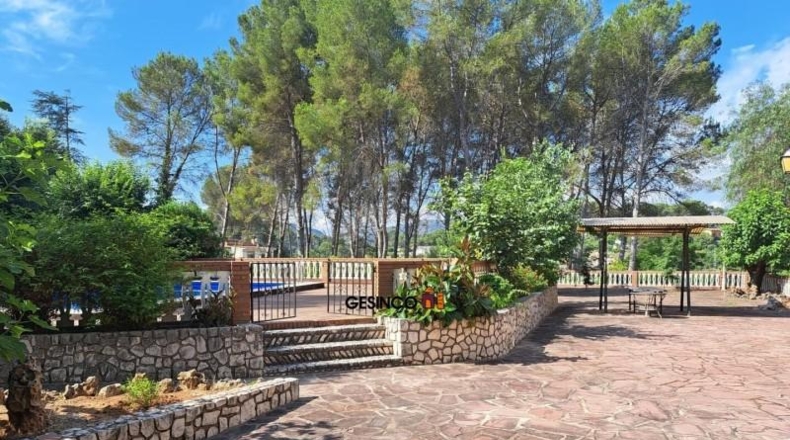 València - Xàtiva - 6510m2