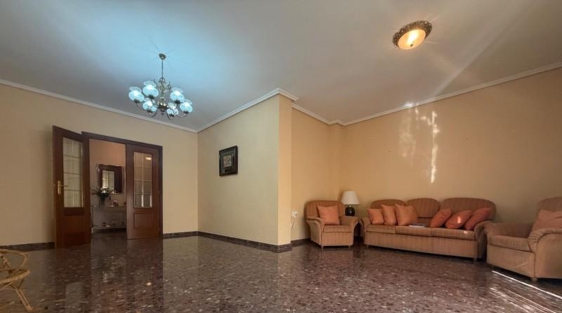 València - Llíria - 328m2