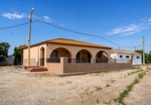 Chalet independiente con terreno en venta en la España, Jerez de la Frontera, ref: TR416683 foto