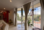 Дом с участком на продажу в городе Corbera de Llobregat Фото