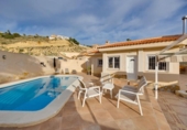 Chalet independiente con terreno en venta en la España, Rojales, ref: TR416693 foto