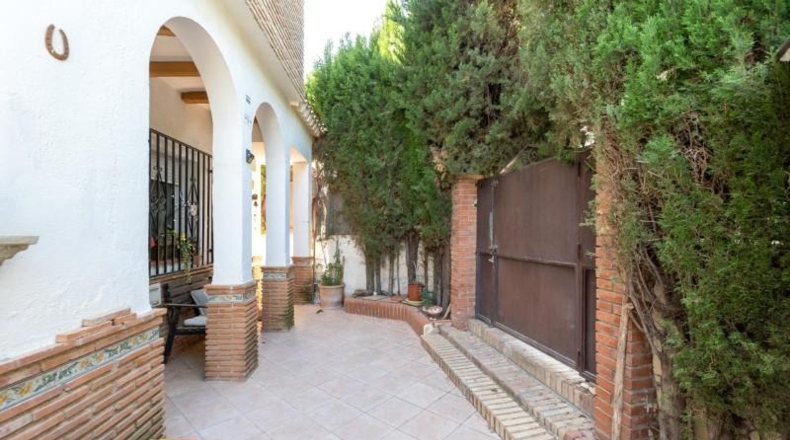 Granada - Huétor Vega - 225m2