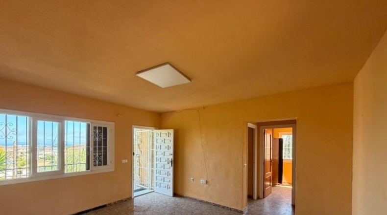 Аликанте - Torrevieja - 830m2
