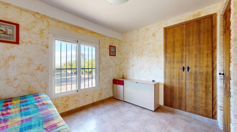 Аликанте - Orihuela - 7334m2