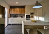 Chalet independiente con terreno en venta en la España, Espartinas, ref: TR416714 foto