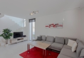 Chalet independiente con terreno en venta en la España, Orihuela, ref: TR413746 foto