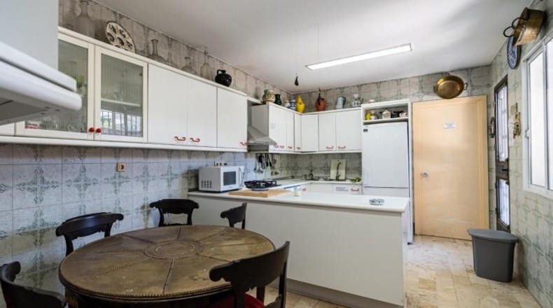 Sevilla - Valencina de la Concepción - 373m2