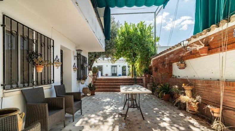 Sevilla - Valencina de la Concepción - 373m2