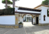 Chalet independiente con terreno en venta en la España, Chiclana de la Frontera, ref: TR287691 foto