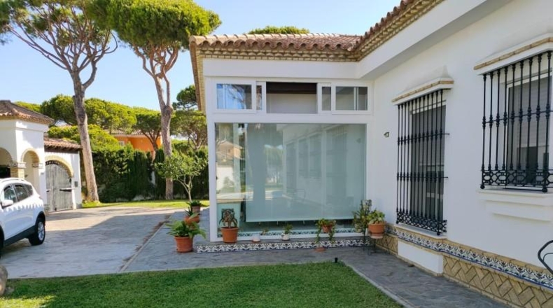 Кадис - Chiclana de la Frontera - 1172m2