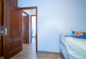 Таунхаус с участком на продажу в городе Mairena del Aljarafe. Фото