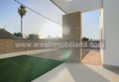Detached villa with land for sale in Écija ref: TR386702 photo