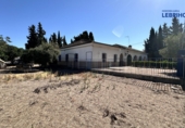 Finca rústica en venta en Lebrija ref: TR189069 foto