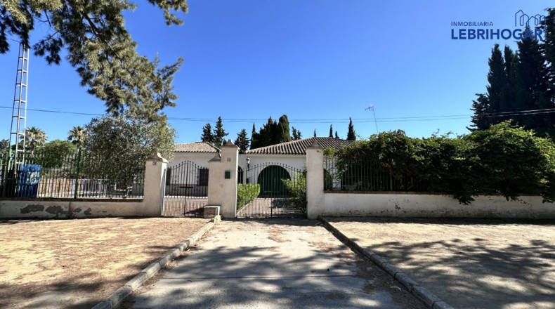 Sevilla - Lebrija - 2629m2