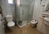 Отдельно стоящий дом с участком на продажу в городе Villamarchante. Фото