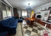 Отдельно стоящий дом с участком на продажу в городе Villamarchante. Фото