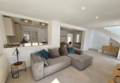 Chalet independiente con terreno en alquiler en la España, San Juan de Alicante, ref: TR388396 foto