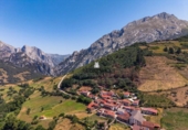 Casa de pueblo en venta en la España, Aliezo, ref: TR416855 foto