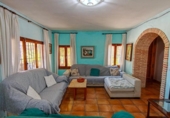 Chalet independiente con terreno en venta en la España, Alzira, ref: TR416897 foto