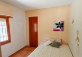 Chalet independiente con terreno en venta en la España, Alzira, ref: TR416897 foto