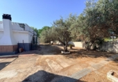 Chalet independiente con terreno en venta en la España, Sevilla, ref: TR416907 foto