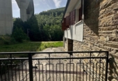 Chalet independiente con terreno en venta en la España, Vega de Valcarce, ref: TR416919 foto