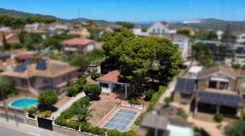 Barcelona - Canyelles - 675m2