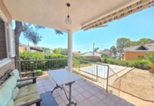 Chalet independiente con terreno en venta en la España, Canyelles, ref: TR416928 foto