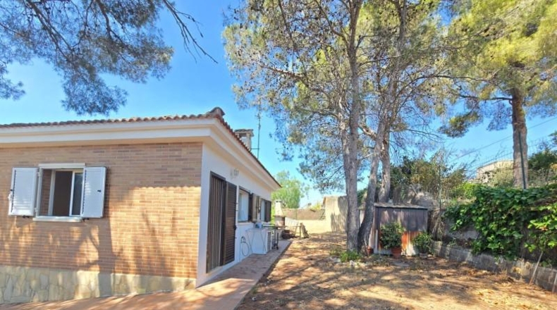 Barcelona - Canyelles - 675m2