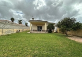 Chalet independiente con terreno en venta en la España, Chiclana de la Frontera, ref: TR416945 foto