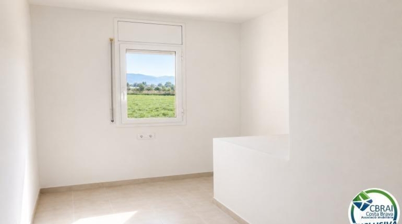 Жирона - Castelló d'Empúries - 129m2