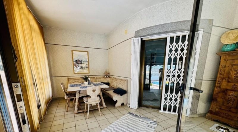 Alicante - Торревьеха - 387m2