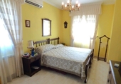 Chalet independiente con terreno en venta en la España, Benidorm, ref: TR417026 foto