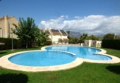 Chalet independiente con terreno en venta en la España, Benidorm, ref: TR417026 foto