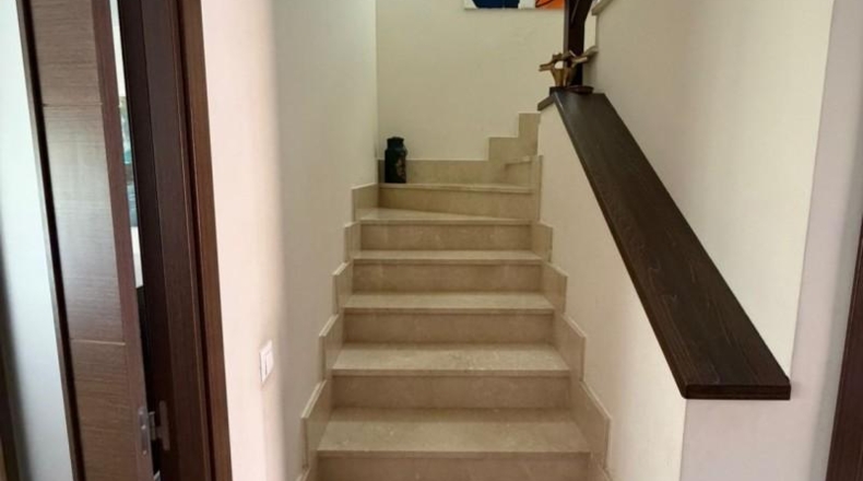 Гвадалахара - Azuqueca de Henares - 180m2