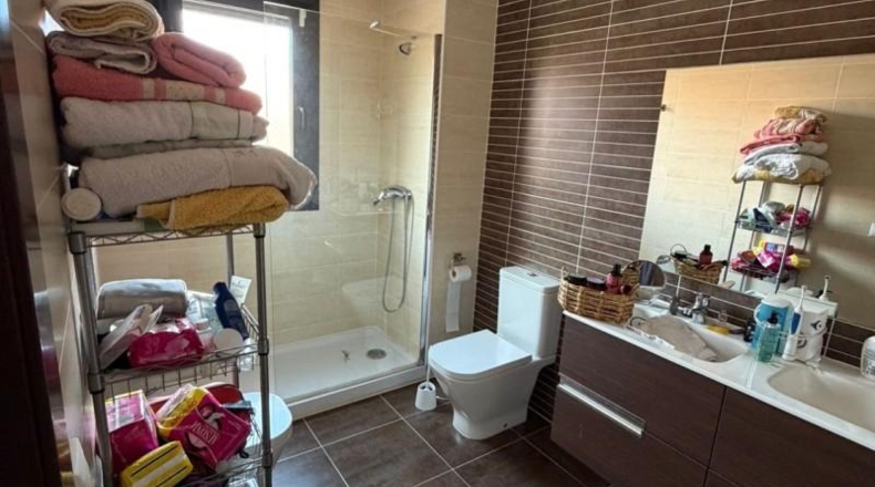 Гвадалахара - Azuqueca de Henares - 180m2