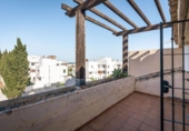 Casa de pueblo en venta en la España, Estepona, ref: TR333746 foto